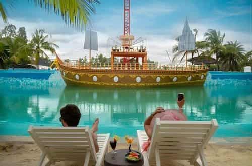 Jollywood Studios and Adventures